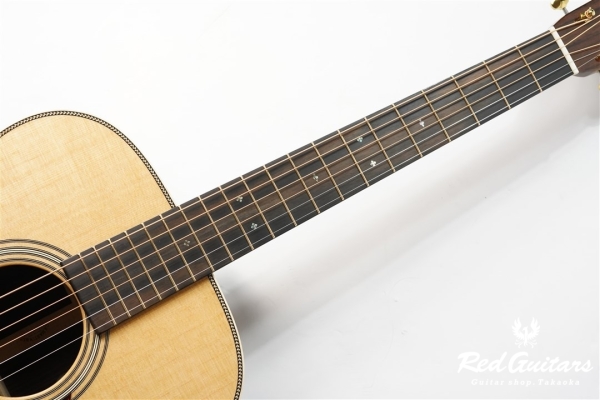 OM-28E Modern Deluxe